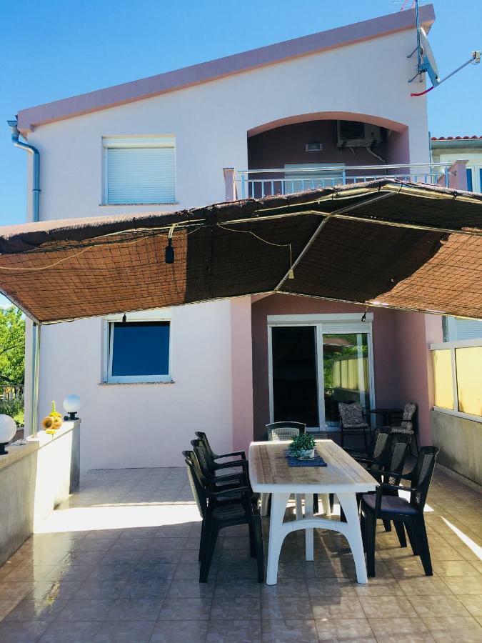 Dama Apartment Obrovac